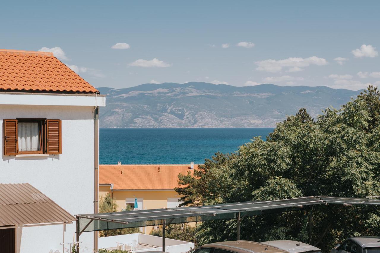Apartments Virgine Maria I Baška Exterior foto